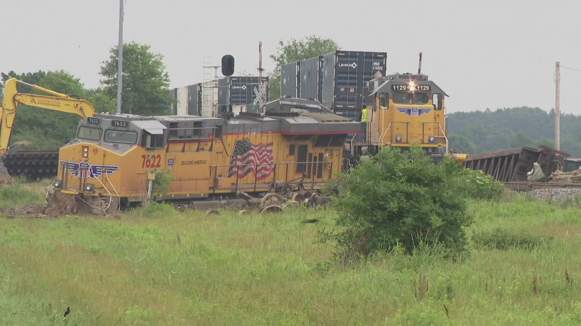 What caused the train derailment in Arkansas? | What to know
