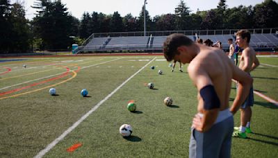 Sports in extreme heat: How high school athletes can safely prepare for the start of practice, and the warning signs of heat illness