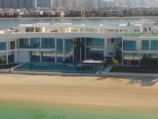 From Mukesh Ambani to Lakshmi Mittal: Not just in India these Indian billionaires also own ultra-luxurious houses abroad, take a look