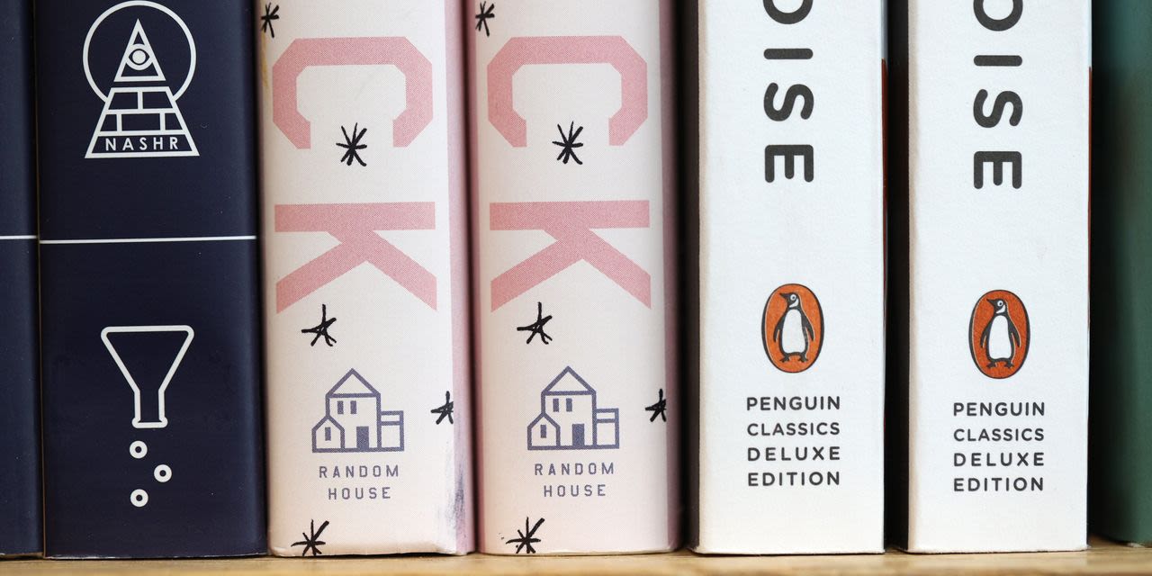 Two top Penguin Random House editors leaving amid ongoing changes at publisher