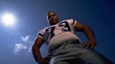 Remembering Larry Allen, One Of The Greatest NFL Players Of All-Time Could Bench Press 700 Pounds