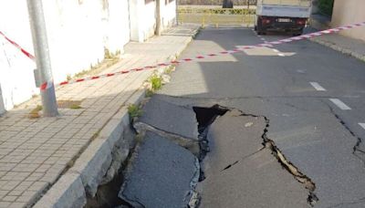 El hundimiento en la calle Castillo de la Mota va a más