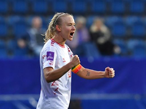 Frauen-EM: Frankreich und Dänemark nach Siegen qualifiziert