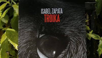 “Troika” la novela sobre la infancia, perros y fantasmas