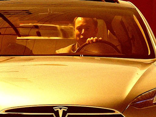 Elon Musk Forcing Tesla to Train Self-Driving Cars On His Own Driving