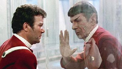 The Offer Leonard Nimoy Couldn’t Refuse: “How’d You Like to Have a Great Death Scene?”