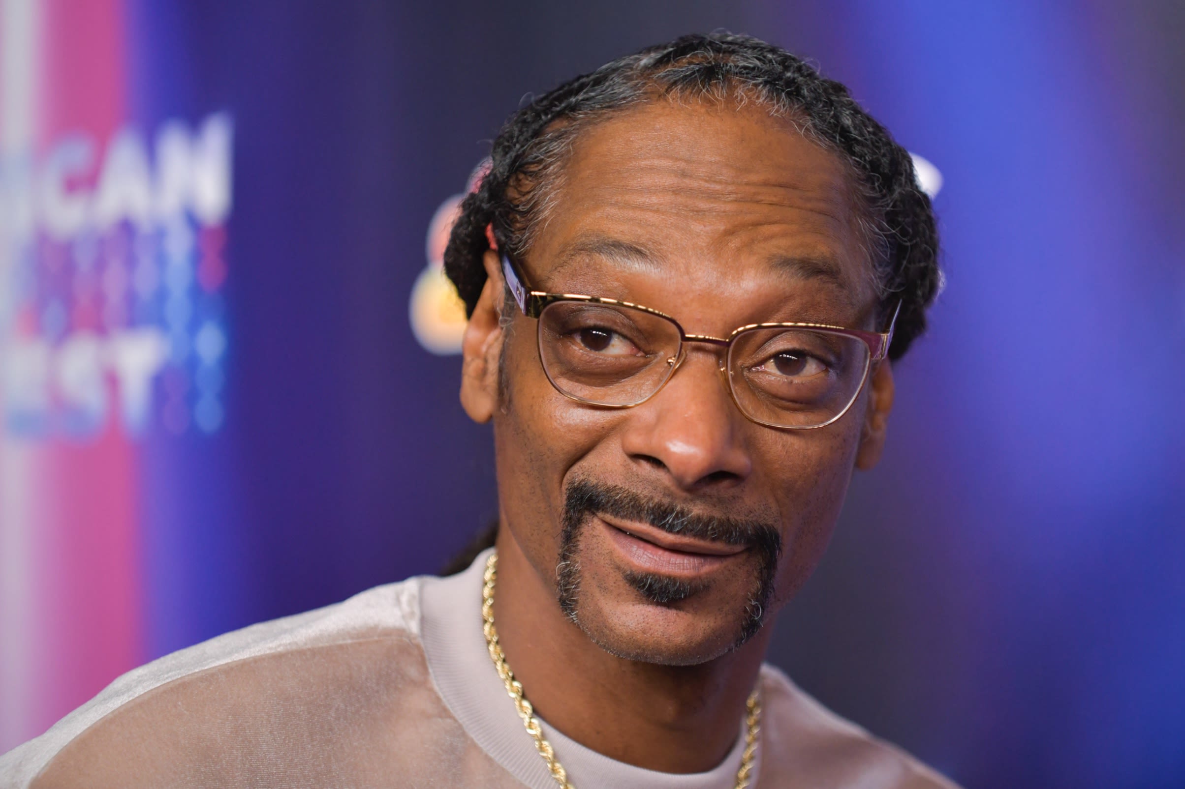 Here's Your Chance To Buy Some Items From Snoop Dogg