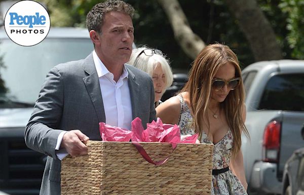 Ben Affleck and Jennifer Lopez Reunite amid Marriage Strain for His Daughter Violet's Graduation Festivities
