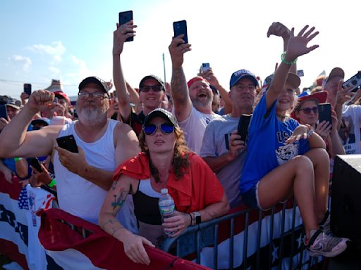 'One screen, two movies': Conflicting conspiracy theories emerge from the Trump rally shooting - ABC Columbia