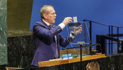 Colombia rechaza que embajador israelí triturara copia de la carta fundacional de la ONU