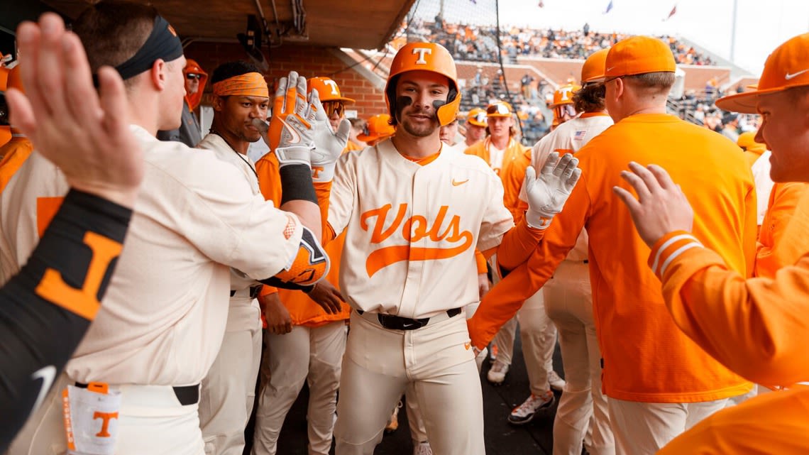 3 Tennessee baseball players enter transfer portal one day before it closes