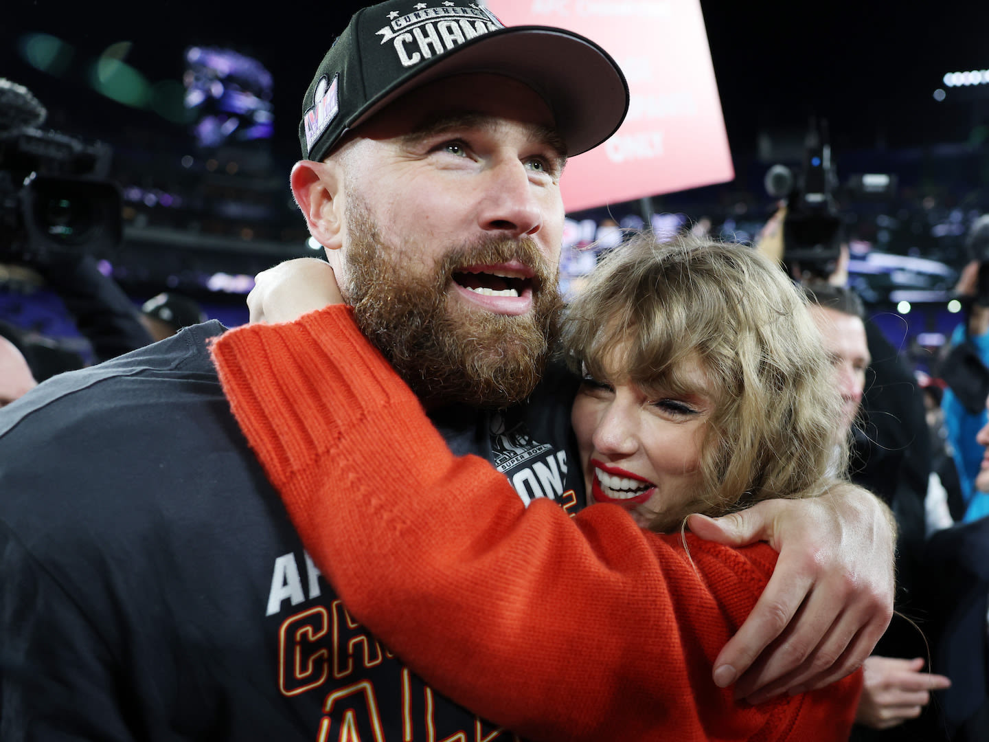 Taylor Swift & Travis Kelce's Romance Might Have Inspired a Hallmark Movie