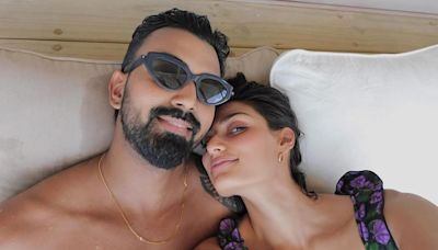 Athiya Shetty and KL Rahul purchase a luxurious apartment in Bandra worth Rs 20 crore: report