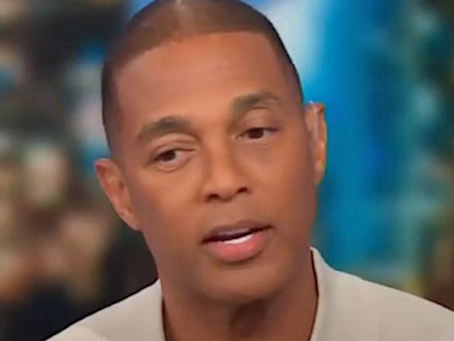 Don Lemon Returns To CNN And Jots Down Some Notes For Donald Trump