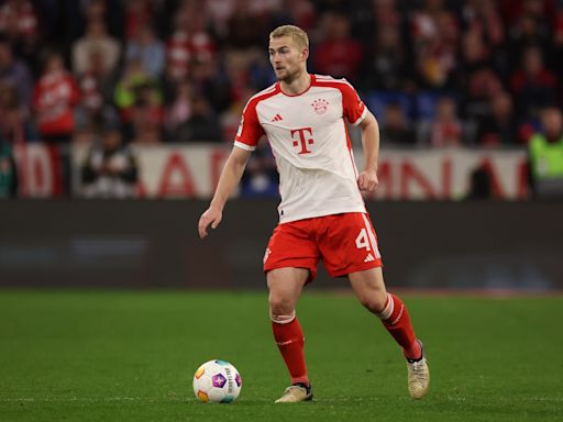 Fabrizio Romano provides update on Manchester United pursuit to sign Matthijs de Ligt