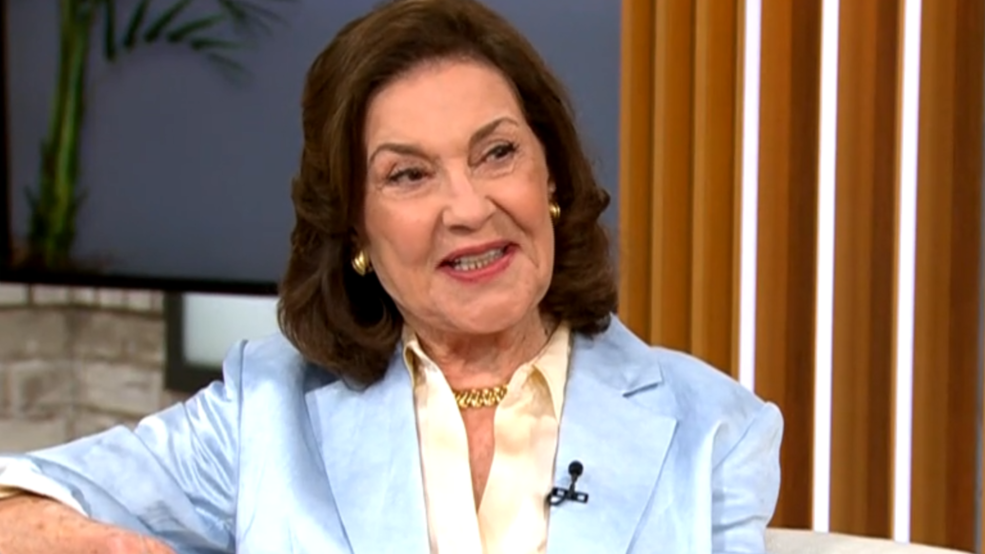 "Gilmore Girls" actress Kelly Bishop reflects on beloved show