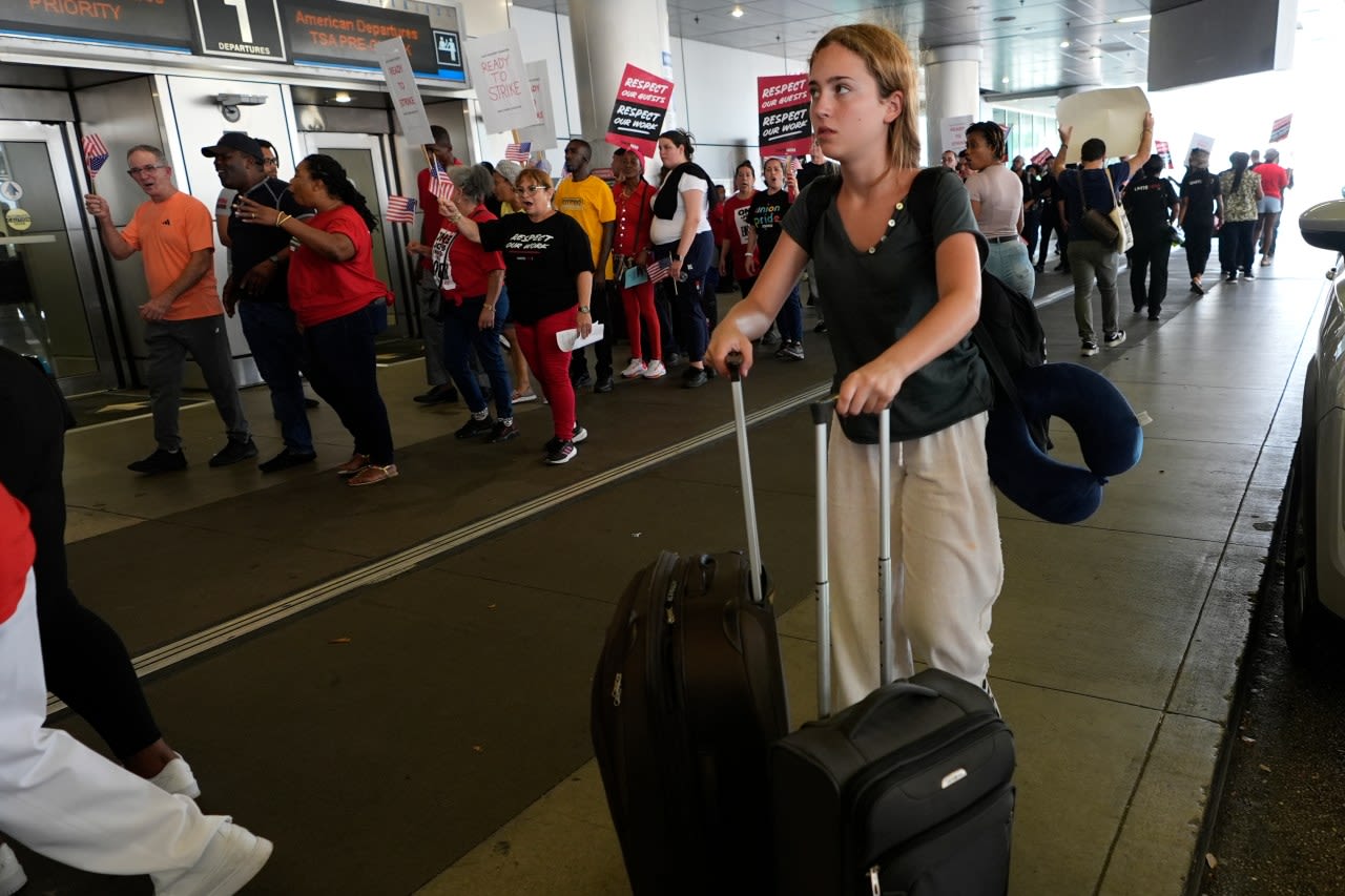 More than 3 million pass through US airport security in a day for the first time as travel surges