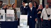 AMLO acude a emitir su último voto como Presidente; “¡Ánimo!”, expresa | El Universal
