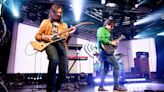 Weezer Drop Summer ‘SZNZ’ EP, Prep First Broadway Residency