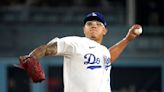 El casillero de Julio Urías ha sido retirado del equipo, al igual que sus murales en Dodger Stadium