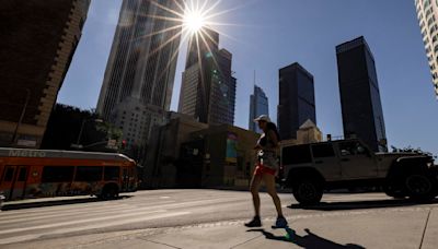 'Dangerous' Southern California heat wave extended, downtown LA sees hottest day of the year