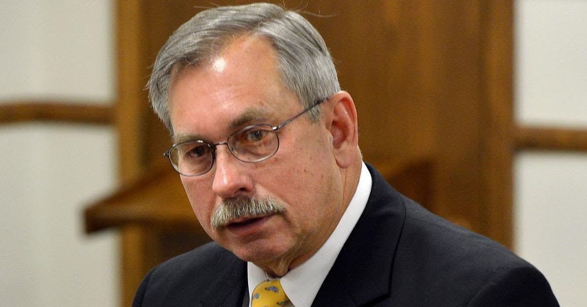 Kanawha County Prosecutor Chuck Miller announces retirement