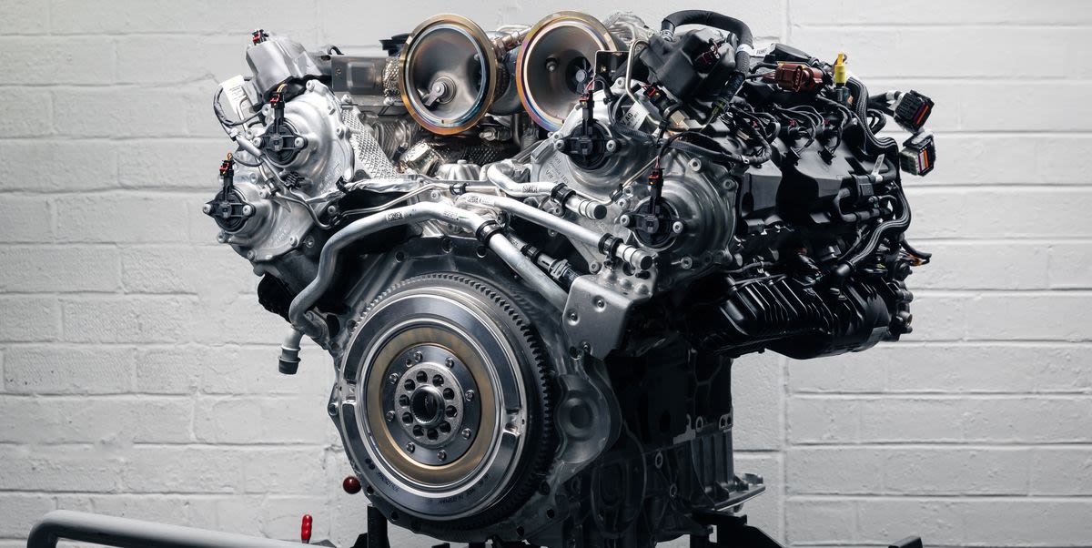 Bentley's Famed W-12 to Be Replaced by a 740+-HP Hybrid V-8