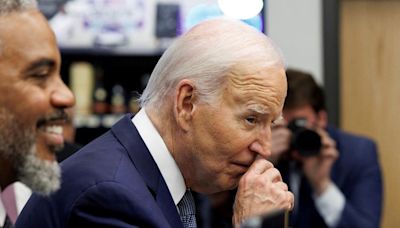 Crecen la presión y el debate sobre la candidatura presidencial de Joe Biden