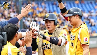 中職》快樂保拉優質先發狂拿9連勝 宋晟睿攻守俱佳接殺關鍵球：低頭衝就對了