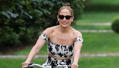 Jennifer Lopez Continues Hamptons Chic Style Streak in Flower Crop Top During Bike Ride