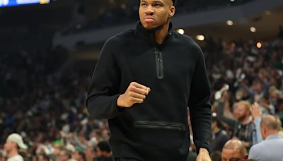 Giannis Trade Rumors: Knicks, 'Whole' NBA 'Watching' Bucks Star Ahead of Free Agency