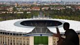 Los estadios de la Eurocopa amenazados por el Estado Islámico; Alemania se prepara