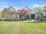 6537 Glen Coe Dr, Brecksville OH 44141