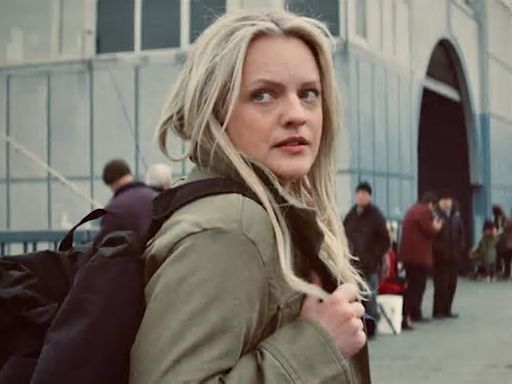 Elisabeth Moss tuvo un accidente en un rodaje: se fracturó una vértebra y quedó al borde de la muerte