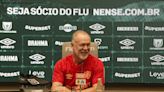 Mano Menezes é apresentado no Fluminense: "Elenco muito qualificado"