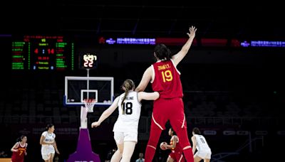 籃球》U18女將張子宇只比Wembanyama矮1吋 「身高是上天的禮物」
