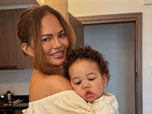Chrissy Teigen Shares Glimpses Of 'Beautiful Chaotic' Museum Trip With Husband John Legend And Kids; See HERE