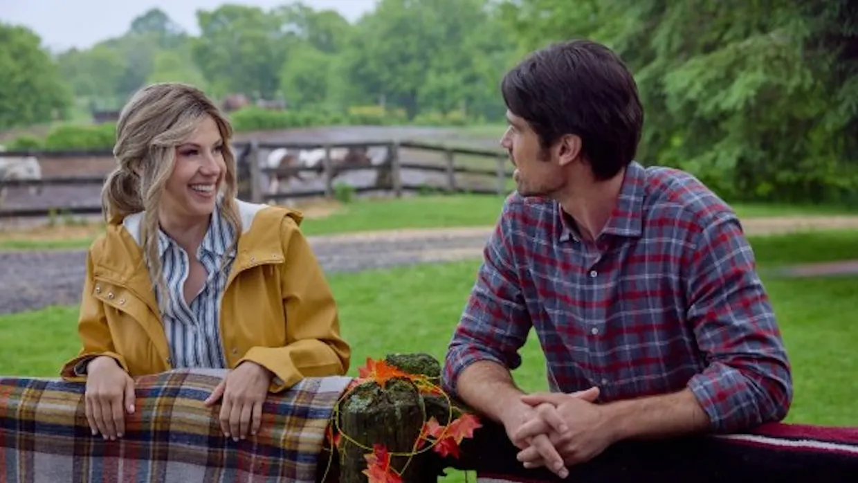 Hallmark Just Revealed Its Fall Movie Lineup Including 6 New Films