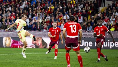 Fabián ilumina la resistencia de España ante Suiza