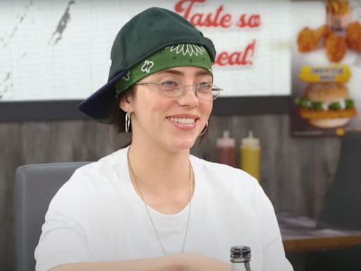 Billie Eilish Matches Amelia Dimoldenberg’s Freak for Their ‘Chicken Shop Date’