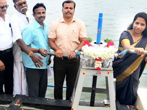 Sluice gates of Barur lake in Krishnagiri opened for irrigation