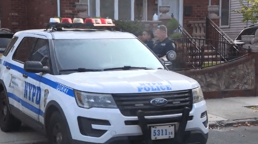 Robbers zip tie, pistol whip victims during Brooklyn home invasion: NYPD