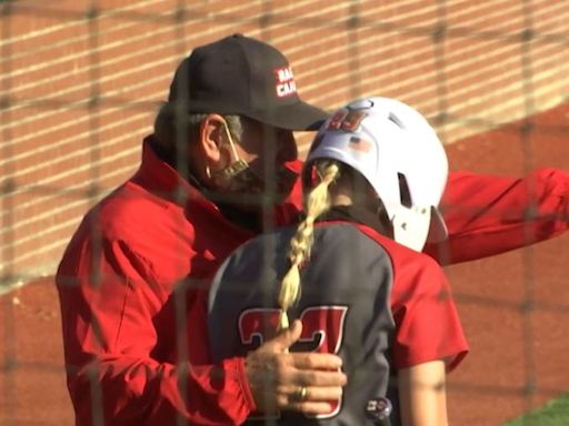 UL confirms softball coach Gerry Glasco heading to Texas Tech