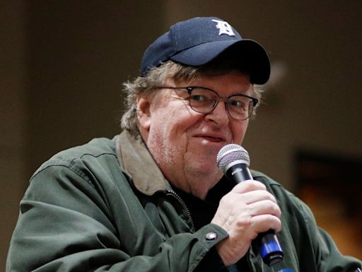 Michael Moore: Biden ‘has been played like a sucker’ by Netanyahu