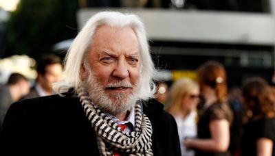 Muere el actor Donald Sutherland, 'president Snow' en la saga "The Hunger Games" - El Diario NY