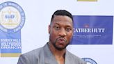 Jonathan Majors Walks 1st Red Carpet After Domestic Abuse Sentencing