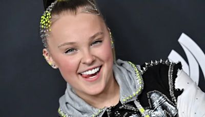 Who Is JoJo Siwa Dating Now? Partner & Dating History