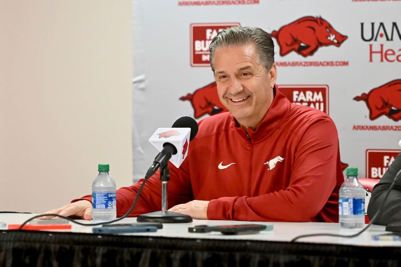 Michigan basketball to face Arkansas, John Calipari next season: report