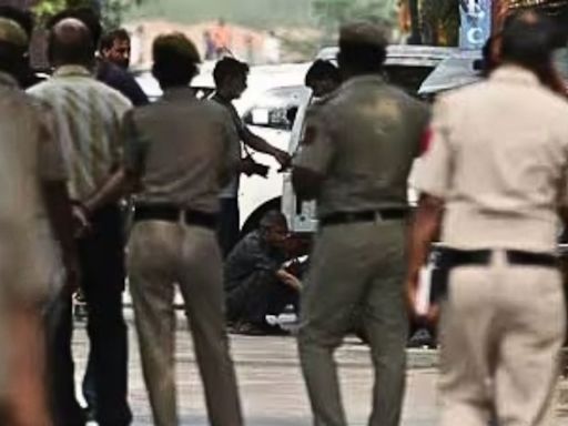 Three policemen sent to lines for thrashing RSS worker in UP’s Deoria