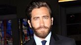 Jake Gyllenhaal’s Dad, Stephen, Files For Divorce From Wife Of 11 Years